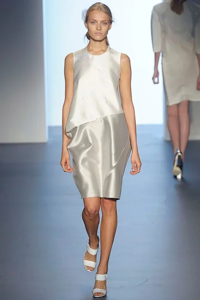 Look 6